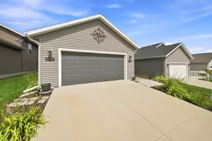 6084 Sandstone St NW, Rochester, MN 55901 - Photo 48