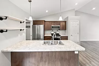 6084 Sandstone Street NW, Rochester, MN 55901 - Photo 12