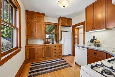 1162 James Avenue, Saint Paul, MN 55105 - Photo 8