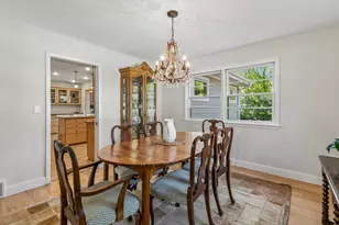 290 Ridgeview Dr E, Wayzata, MN 55391 - Photo 6