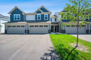 1515 Camden Ct, Shakopee, MN 55379 - Photo 2