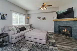 20591 Keystone Ave, Lakeville, MN 55044 - Photo 6
