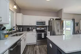 20591 Keystone Ave, Lakeville, MN 55044 - Photo 2