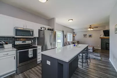 20591 Keystone Avenue, Lakeville, MN 55044 - Photo 2