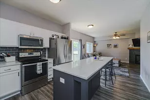 20591 Keystone Ave, Lakeville, MN 55044 - Photo 1