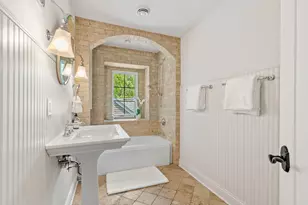 219 Chicago Ave N, Wayzata, MN 55391 - Photo 42