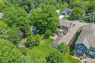 219 Chicago Ave N, Wayzata, MN 55391 - Photo 56