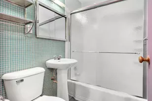 1912 Dupont Ave S, Minneapolis, MN 55403 - Photo 10