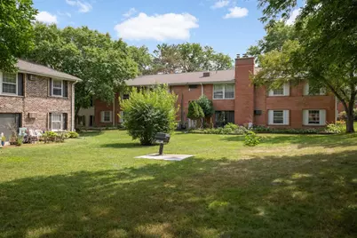 1004 Westbrooke Way #8, Hopkins, MN 55343 - Photo 14