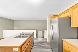 580 W 11th St, Rush City, MN 55069 - Photo 16