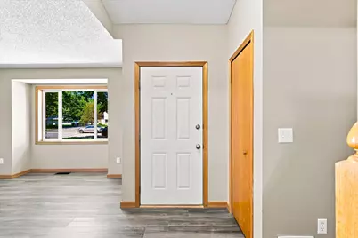 580 W 11th Street, Rush City, MN 55069 - Photo 8