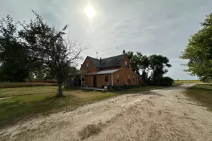 1372 190th St, Kent, MN 56553 - Photo 4