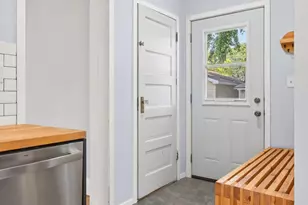 801 Armstrong Ave, Saint Paul, MN 55102 - Photo 18
