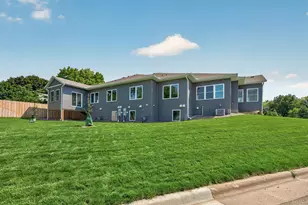 2353 7th Ave E, North Saint Paul, MN 55109 - Photo 30