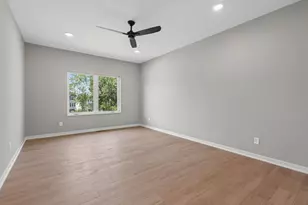 2353 7th Ave E, North Saint Paul, MN 55109 - Photo 18