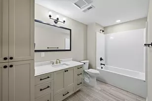 2353 7th Ave E, North Saint Paul, MN 55109 - Photo 22