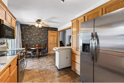 958 Cortland Drive, Apple Valley, MN 55124 - Photo 16