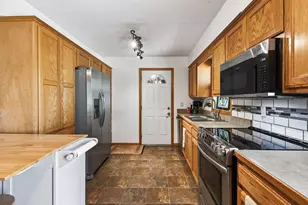 958 Cortland Dr, Apple Valley, MN 55124 - Photo 14