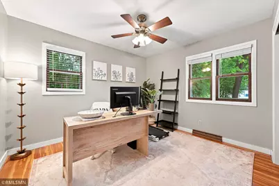 13240 Dahlgren Road, Minnetonka, MN 55305 - Photo 18