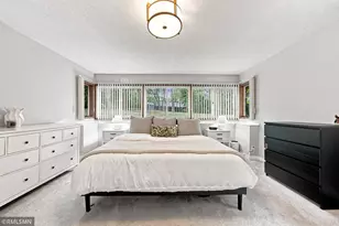 13240 Dahlgren Rd, Minnetonka, MN 55305 - Photo 24