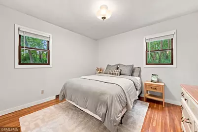 13240 Dahlgren Road, Minnetonka, MN 55305 - Photo 18