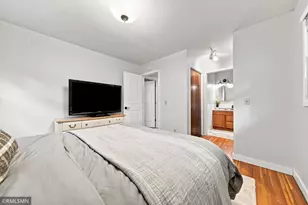 13240 Dahlgren Rd, Minnetonka, MN 55305 - Photo 20