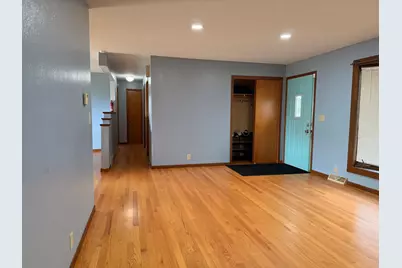 117 Southdale Street SE, Sleepy Eye, MN 56085 - Photo 6