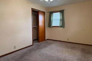 117 Southdale St SE, Sleepy Eye, MN 56085 - Photo 12