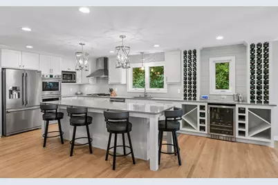 6940 Moccasin Valley Road, Edina, MN 55439 - Photo 8