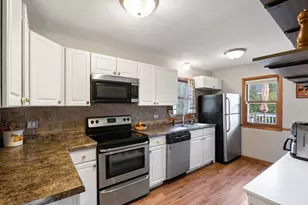 2725 Division St N, North Saint Paul, MN 55109 - Photo 8