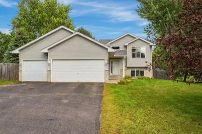 506 Birch Street SW, Isanti, MN 55040 - Photo 2