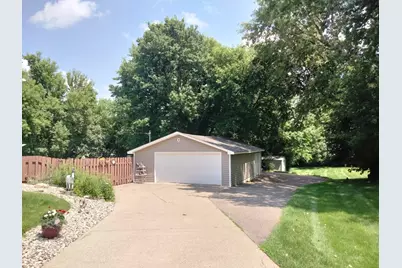 5565 Howards Point Road, Shorewood, MN 55331 - Photo 6