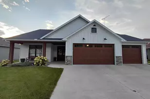 5839 Rivers Edge Dr, Saint Cloud, MN 56303 - Photo 1