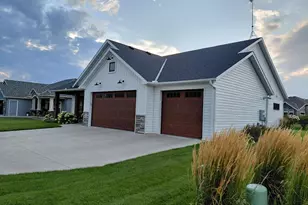 5839 Rivers Edge Dr, Saint Cloud, MN 56303 - Photo 4