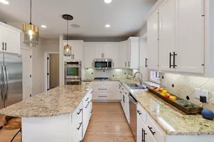 2643 Snowmass Cir, Minnetonka, MN 55305 - Photo 10