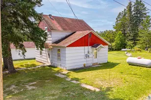 506 Birch St, Tower, MN 55790 - Photo 2