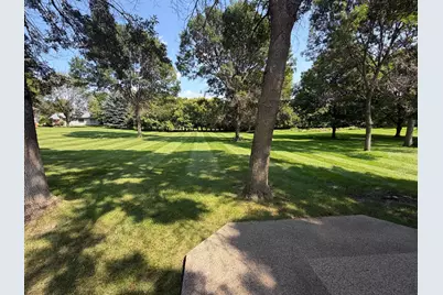 705 24th Street SE, Willmar, MN 56201 - Photo 4