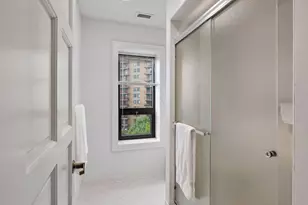 1235 Yale Pl, Minneapolis, MN 55403 - Photo 20