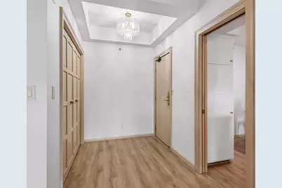 1235 Yale Place #709, Minneapolis, MN 55403 - Photo 2