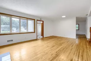 8536 15th Ave S, Bloomington, MN 55425 - Photo 4