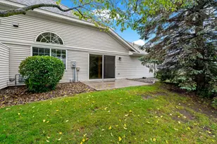 1866 N Ruby Ct, Eagan, MN 55122 - Photo 4