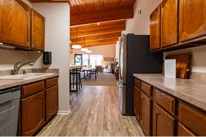2670 Oxford Street N #204, Roseville, MN 55113 - Photo 22