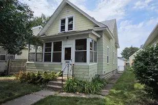 645 Simpson St, Saint Paul, MN 55104 - Photo 1