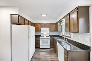 3656 Brookdale Dr N, Brooklyn Park, MN 55443 - Photo 8