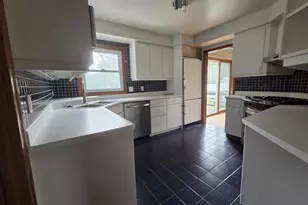 2800 Quebec Ave N, New Hope, MN 55427 - Photo 6