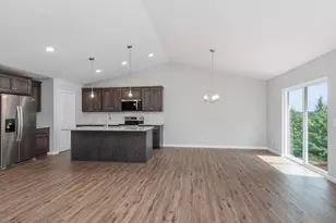 1228 Olivia St SE, New Prague, MN 56071 - Photo 8