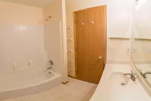 9236 Merrimac Ln N, Maple Grove, MN 55311 - Photo 10