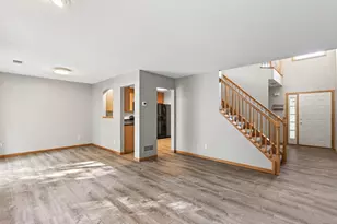 9236 Merrimac Ln N, Maple Grove, MN 55311 - Photo 10