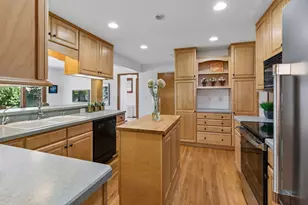 1709 Preston Ln, Hopkins, MN 55343 - Photo 14