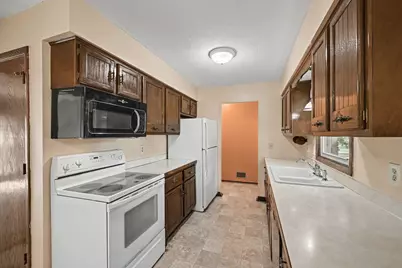 5520 Saint Stephens Street, Mounds View, MN 55112 - Photo 2